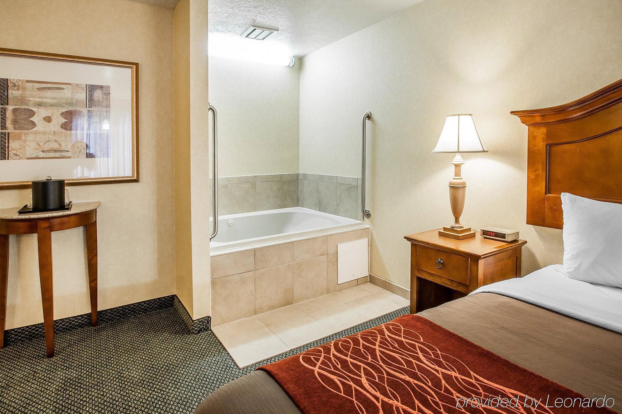 Comfort Inn Conference Center Hillsboro Luaran gambar