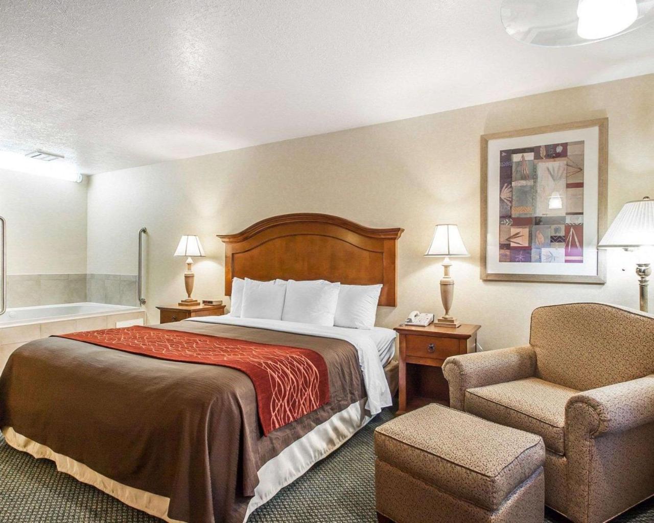 Comfort Inn Conference Center Hillsboro Luaran gambar
